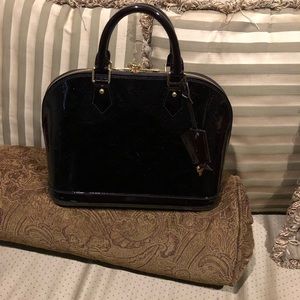 Gently used Authentic LV Hand Bag